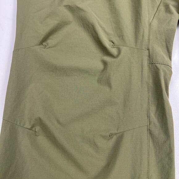 Duluth Trading Co. Armachillo Cooling Boot Cut Roll Leg Pants Green Size 18 - Picture 7 of 16